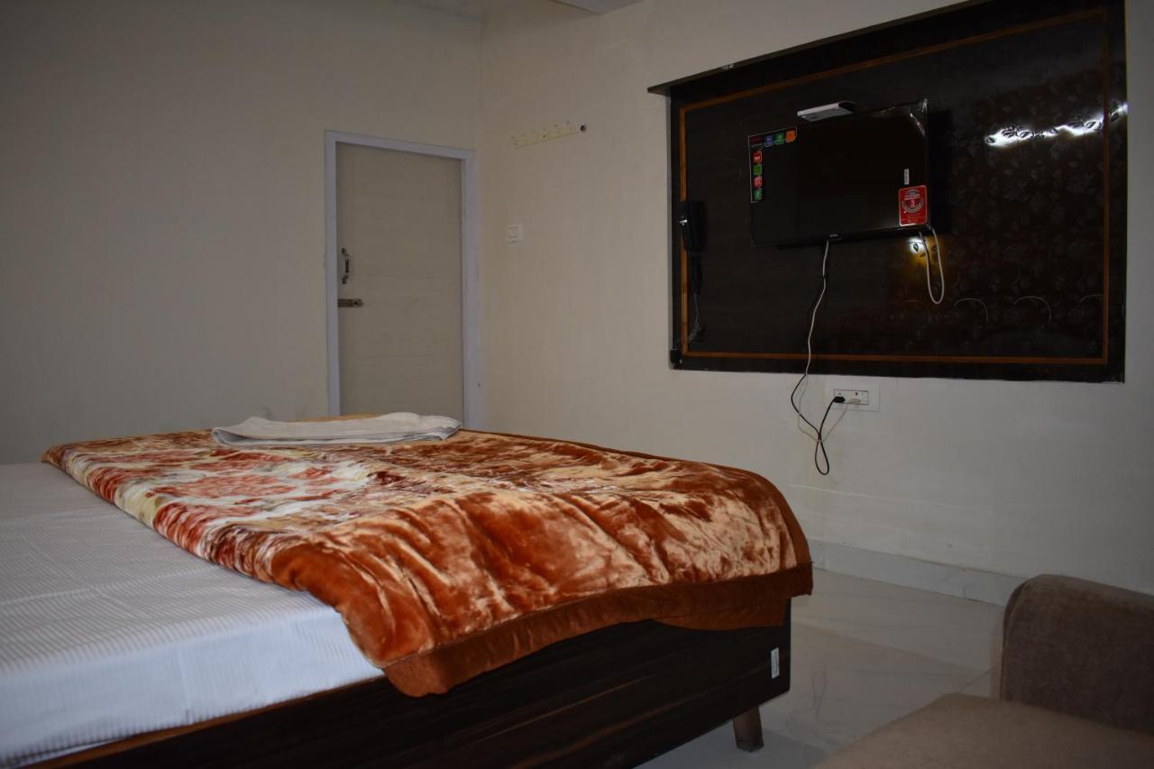 Hotel Sri Balaji Ooty Eksteriør billede