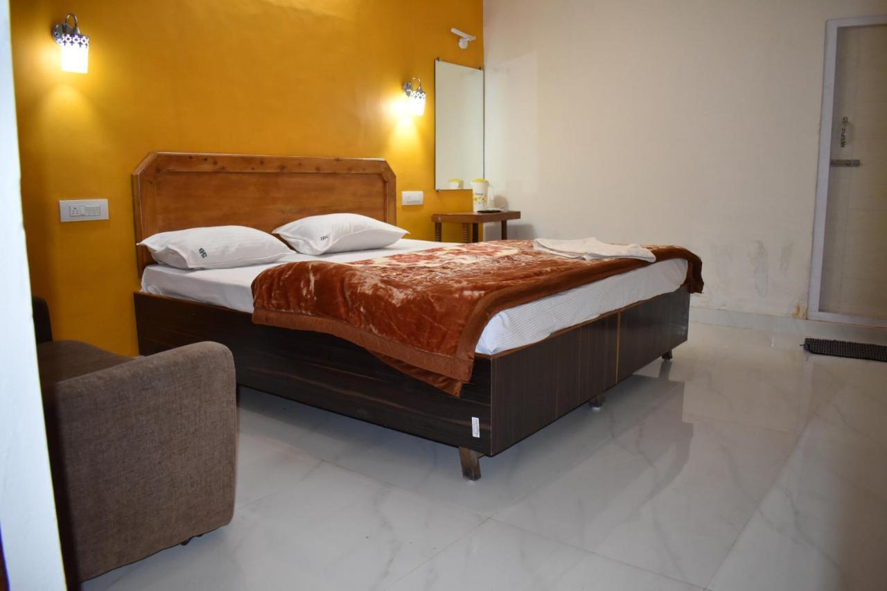Hotel Sri Balaji Ooty Eksteriør billede