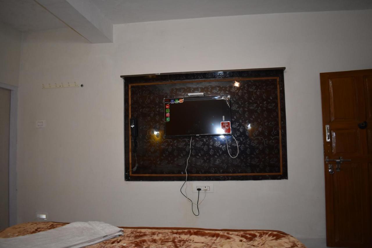 Hotel Sri Balaji Ooty Eksteriør billede