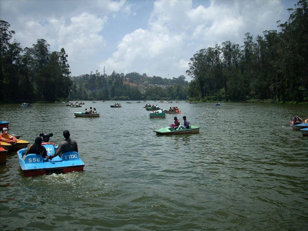 Hotel Sri Balaji Ooty Eksteriør billede