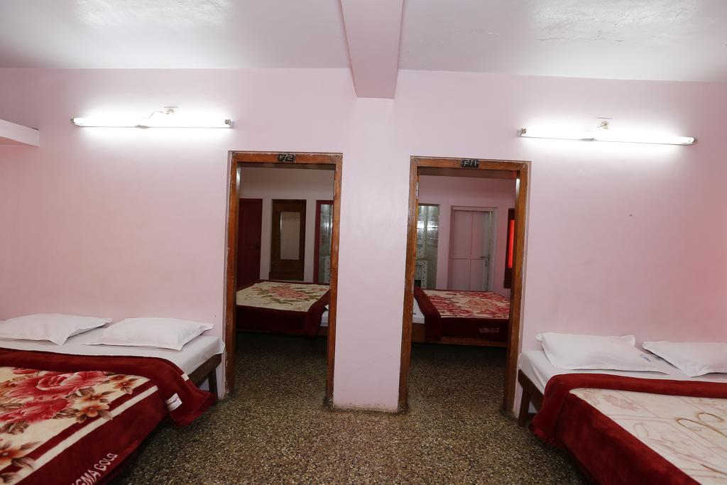 Hotel Sri Balaji Ooty Værelse billede