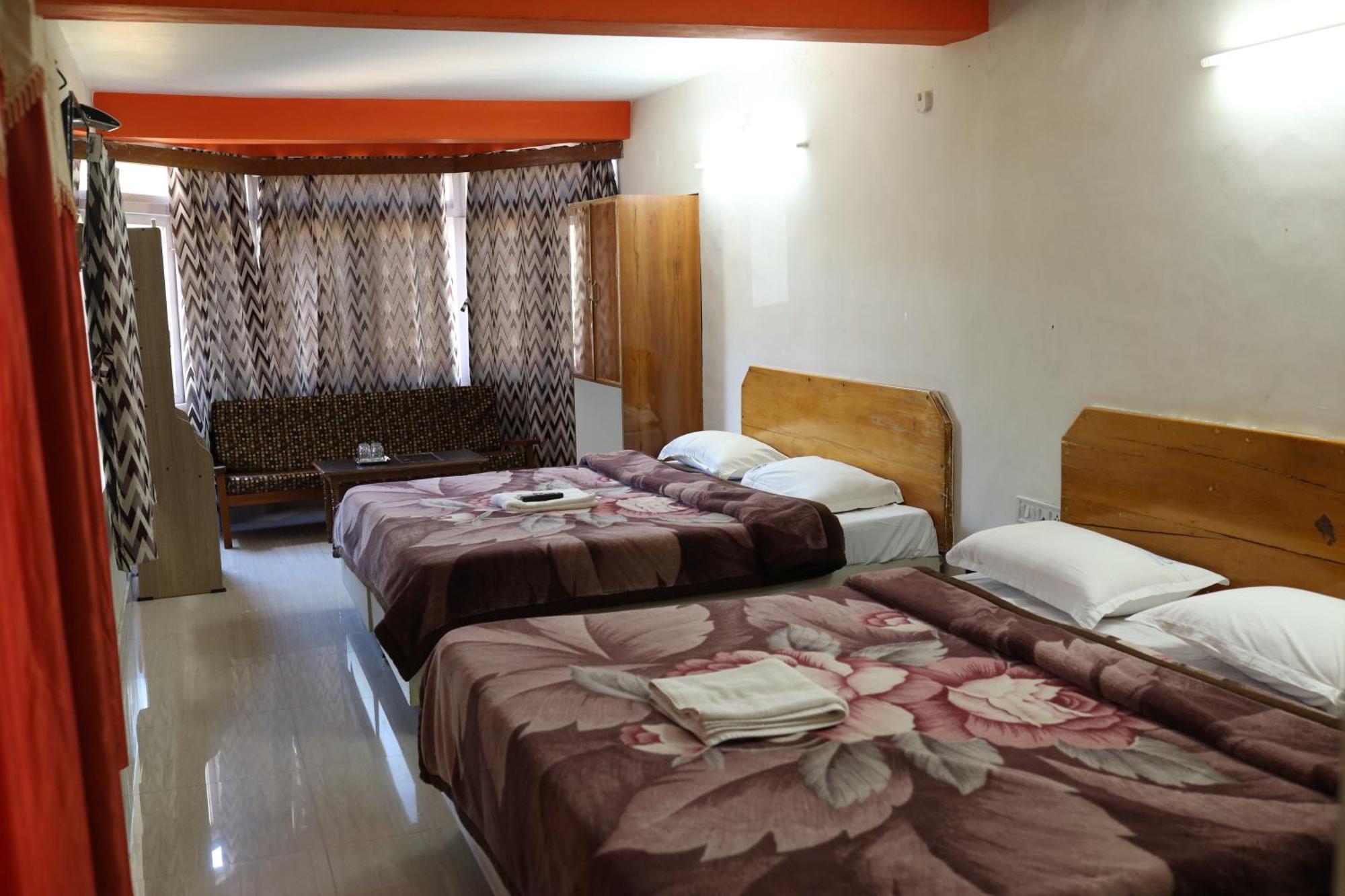 Hotel Sri Balaji Ooty Eksteriør billede