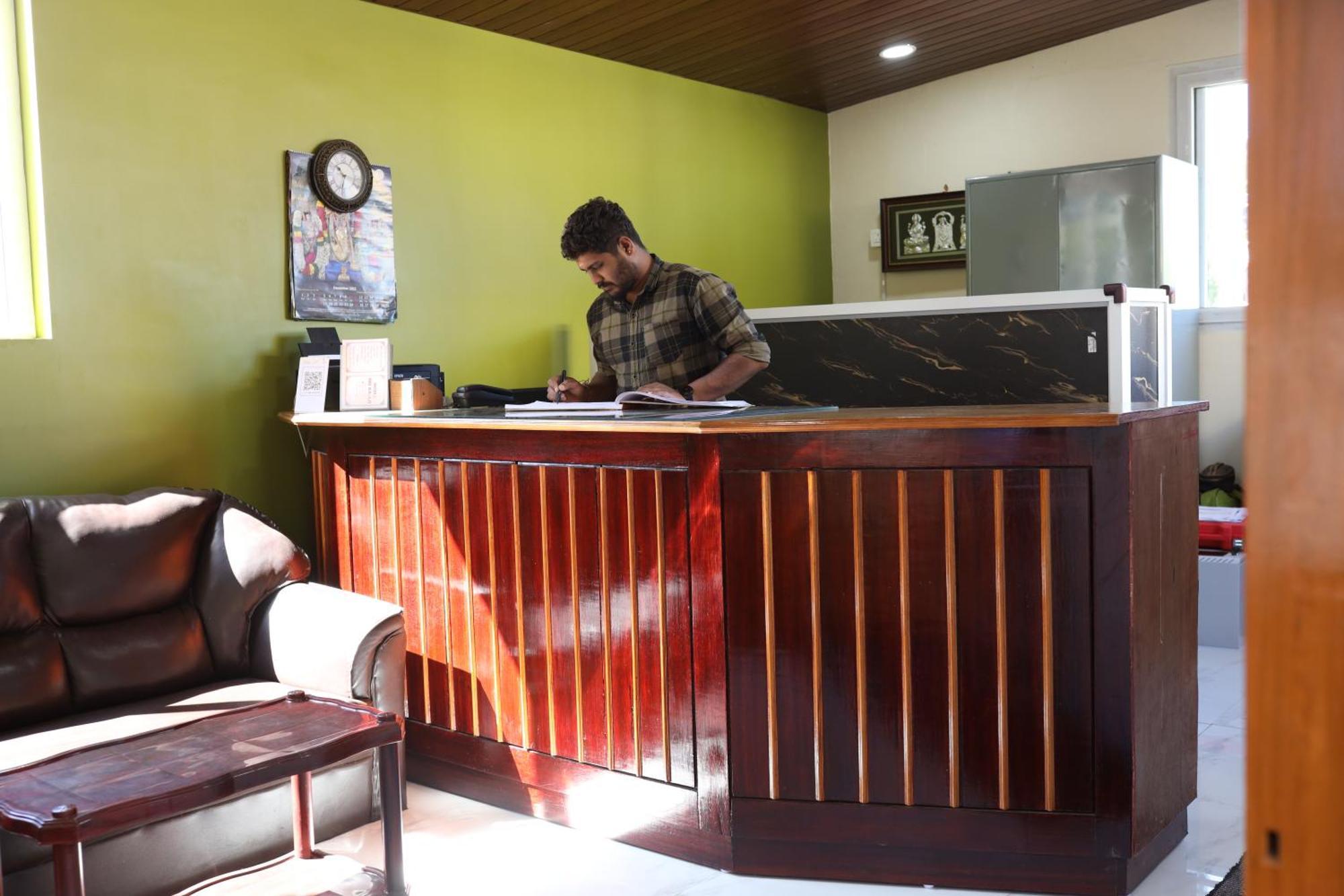 Hotel Sri Balaji Ooty Eksteriør billede